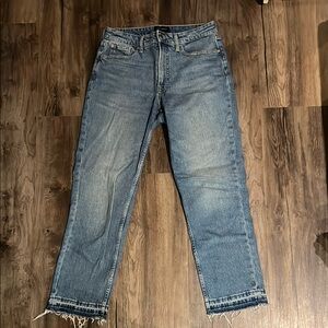 Women’s Blue Jeans